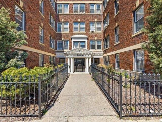 2 bedroom, Everett MA 02149 105439920