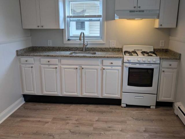2 bedroom, Everett MA 02149 LS98396760