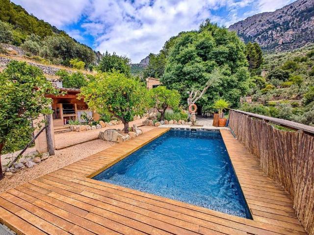 2 bedroom exclusive country house for rent in Fornalutx, Balearic Islands
