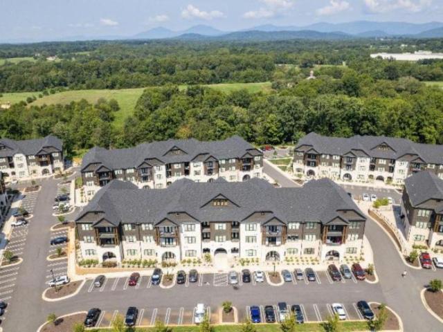2 bedroom, Forest VA 24551 106240910