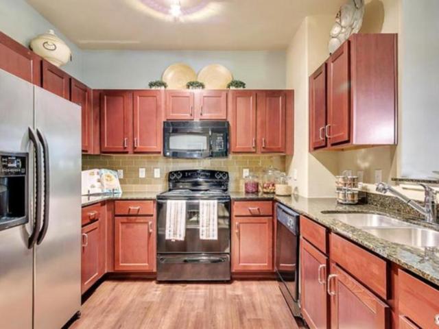 2 bedroom, Fort Worth TX 76102 LS104722503