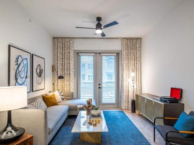 2 bedroom, Fort Worth TX 76104 105853652