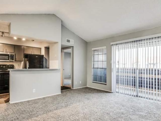 2 bedroom, Fort Worth TX 76112 105850937