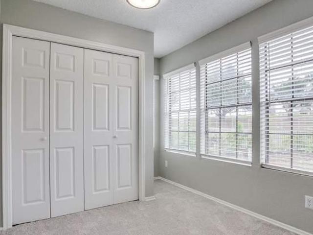 2 bedroom, Fort Worth TX 76112 105851121
