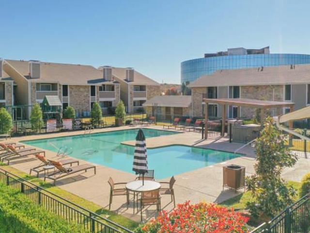 2 bedroom, Fort Worth TX 76112 105854249