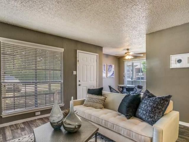 2 bedroom, Fort Worth TX 76120 105855659