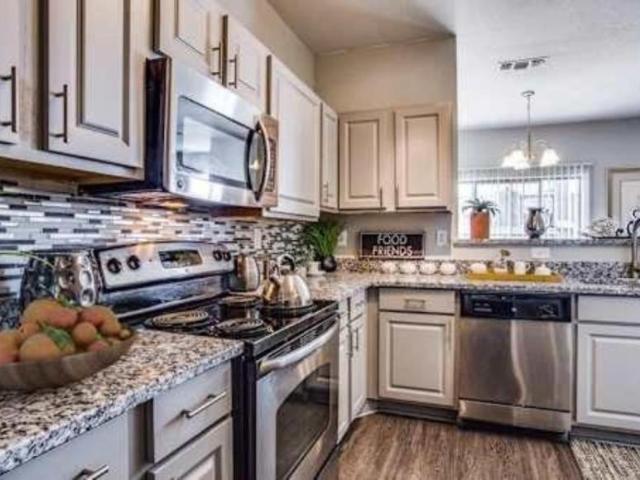 2 bedroom, Fort Worth TX 76120 105916457