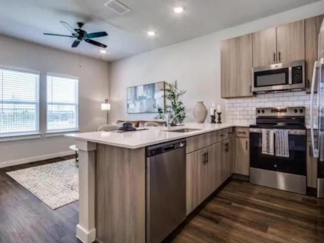 2 bedroom, Fort Worth TX 76134 LS105640845