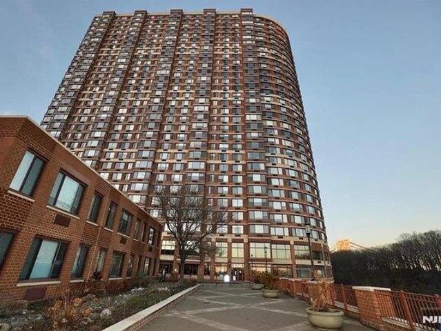 2 bedroom, Fort Lee NJ 07024 105559586