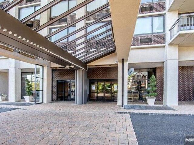 2 bedroom, Fort Lee NJ 07024 105561002