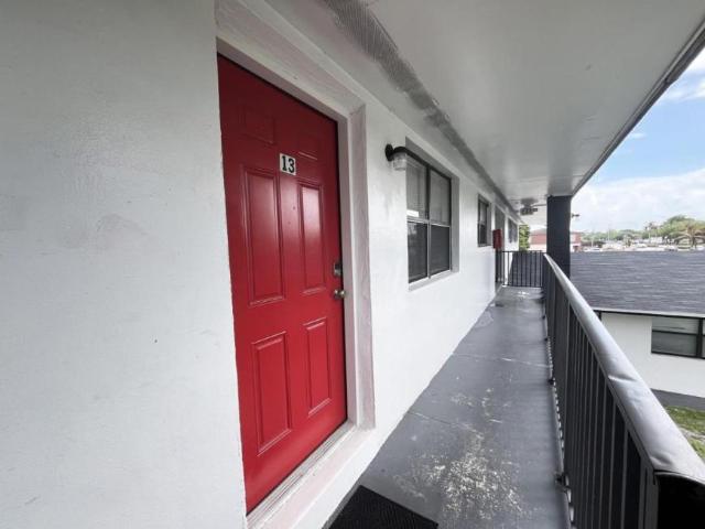 2 bedroom, Fort Pierce FL 34947 LS101257846