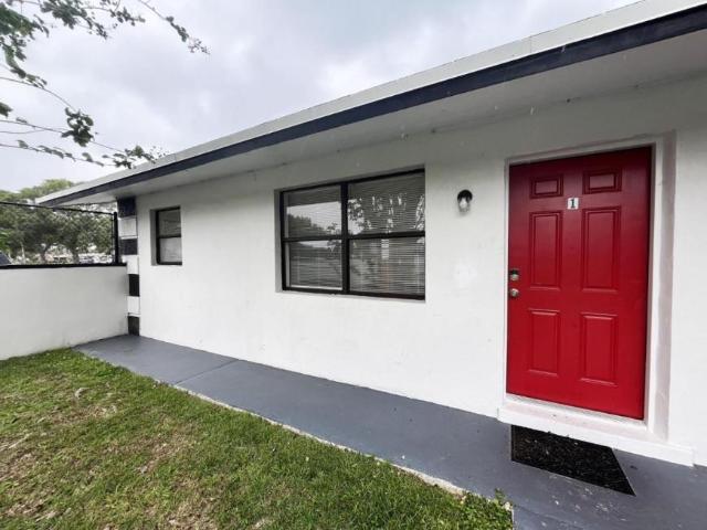 2 bedroom, Fort Pierce FL 34947 LS103292184