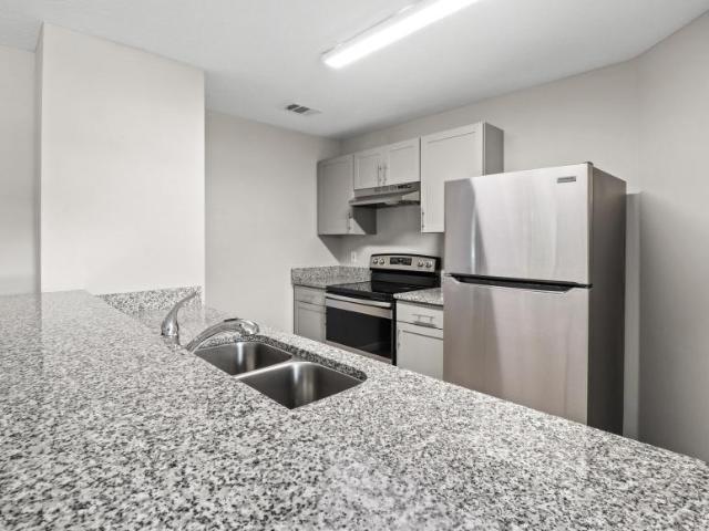 2 bedroom, Fort Pierce FL 34982 LS97075661