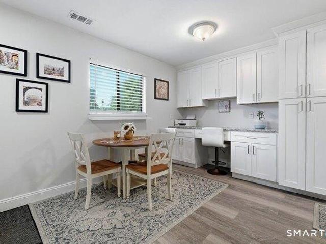 2 bedroom, Fairfield CT 06825 105532045