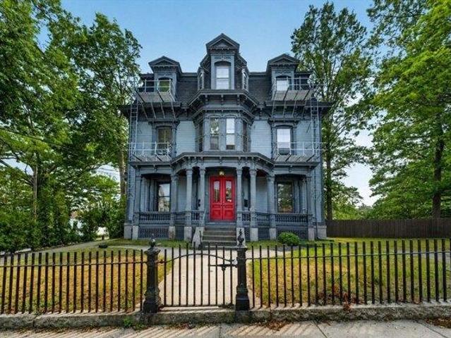 2 bedroom, Fall River MA 02720 105440213