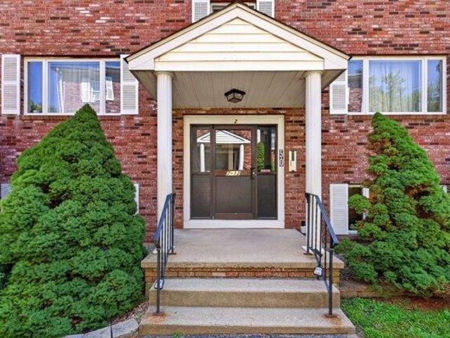 2 bedroom, Fall River MA 02720 105513978