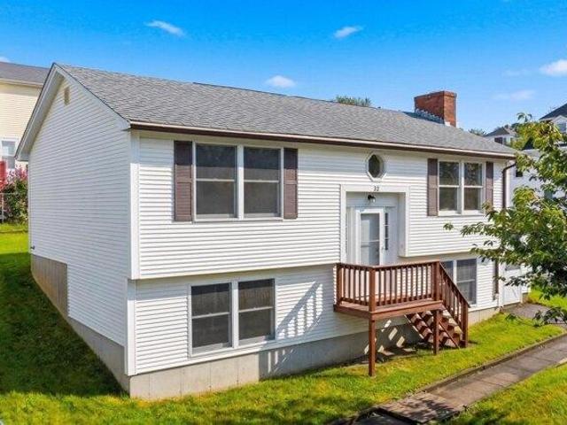 2 bedroom, Fall River MA 02720 105648612