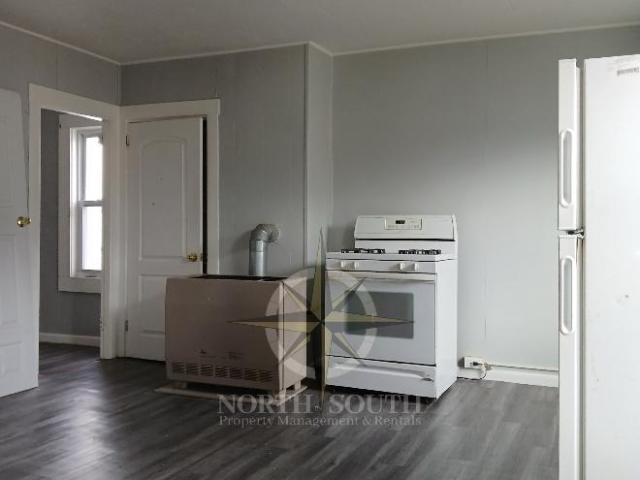 2 bedroom, Fall River MA 02721 106114424