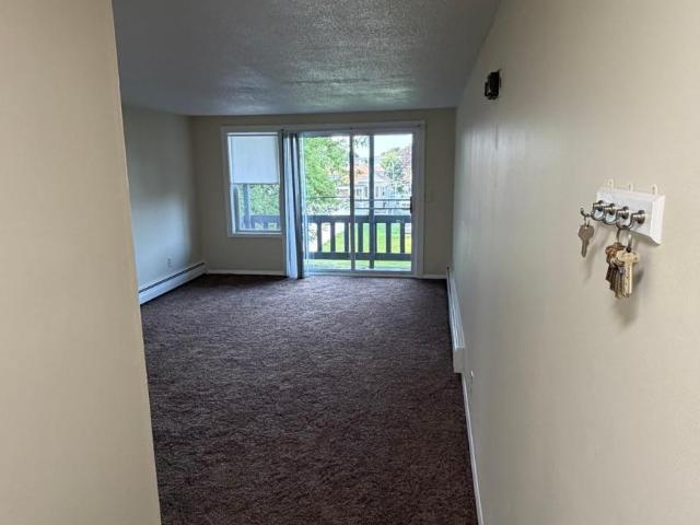 2 bedroom, Fall River MA 02724 105883210