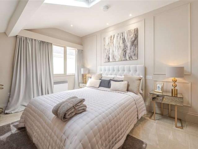2 Bedroom Flat
