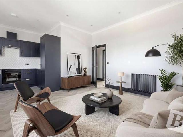 2 Bedroom Flat