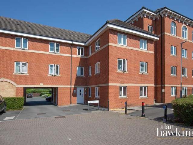 2 Bedroom Flat