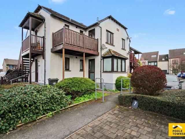 2 Bedroom Flat