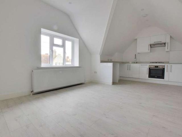 2 Bedroom Flat