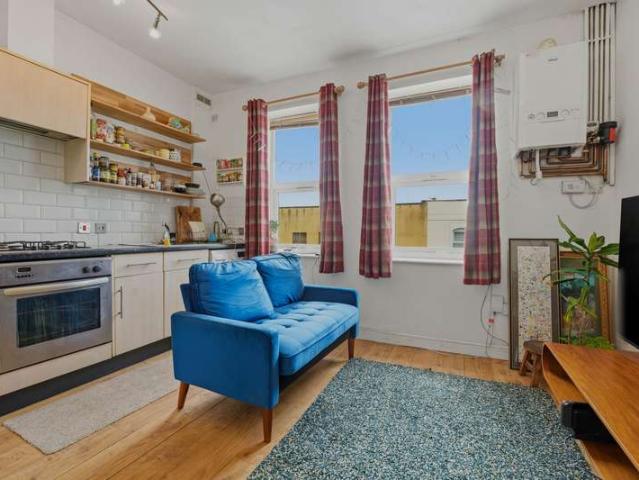 2 Bedroom Flat