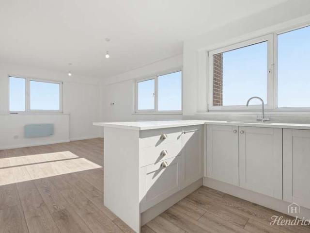 2 Bedroom Flat
