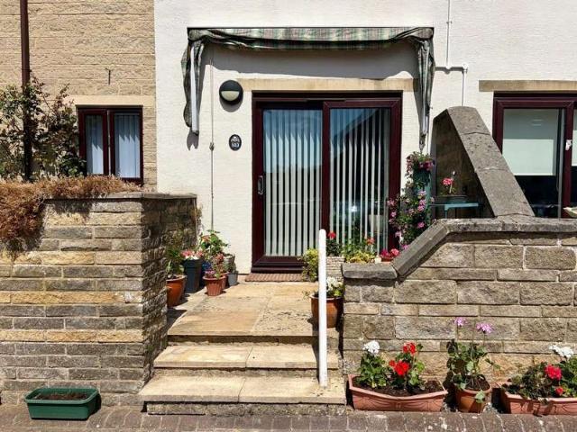 2 Bedroom Flat