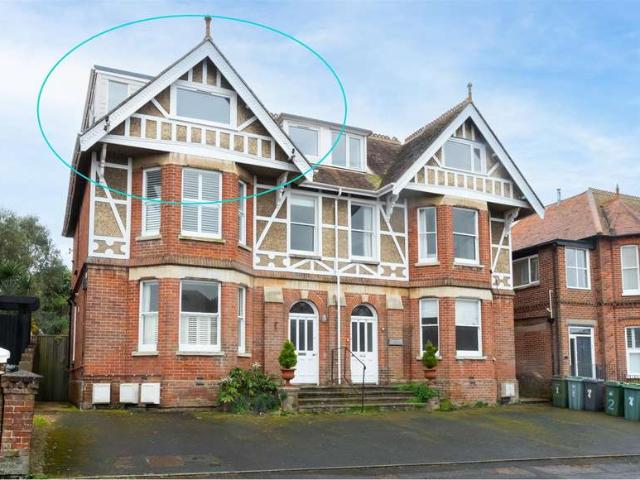2 Bedroom Flat
