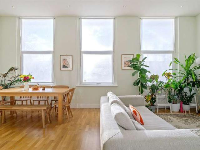 2 Bedroom Flat