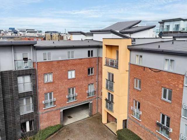 2 Bedroom Flat
