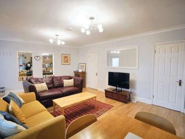 2 Bedroom Flat