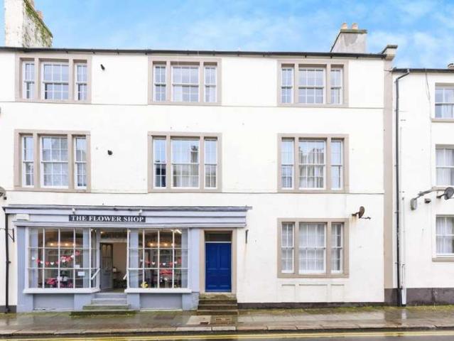 2 Bedroom Flat