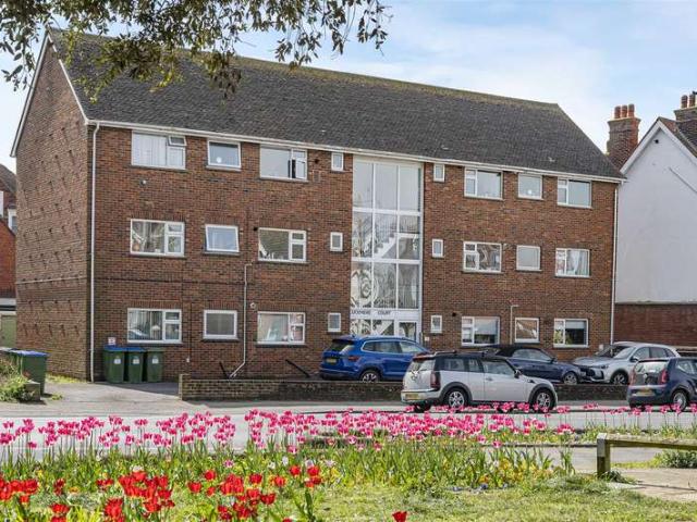 2 Bedroom Flat