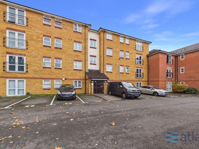 2 bedroom flat