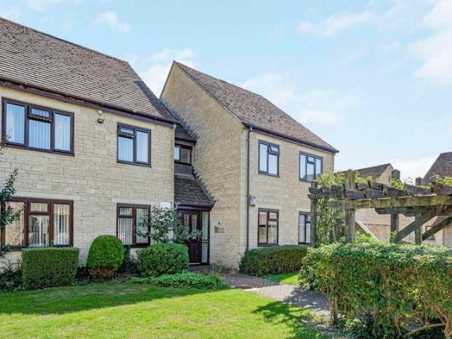 2 Bedroom Flat