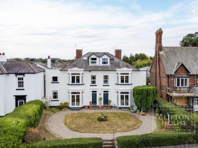2 Bedroom Apartment Flat