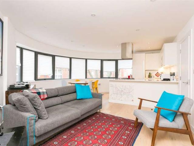 2 Bedroom Flat