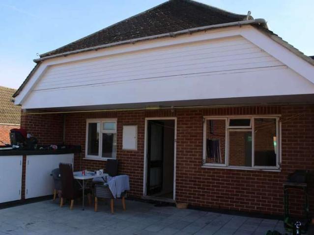 2 Bedroom Flat