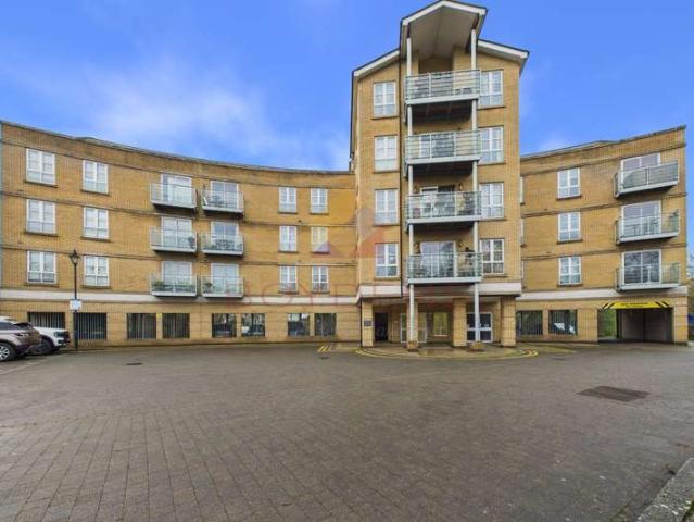 2 Bedroom Flat