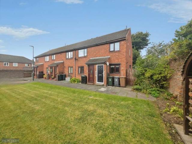 2 Bedroom Flat