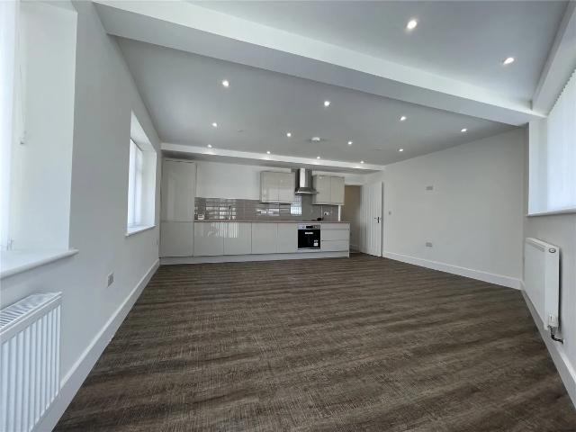 2 bedroom flat