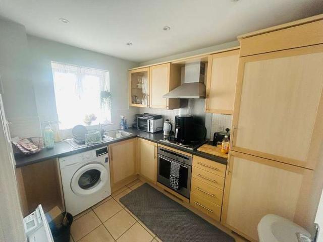 2 Bedroom Flat