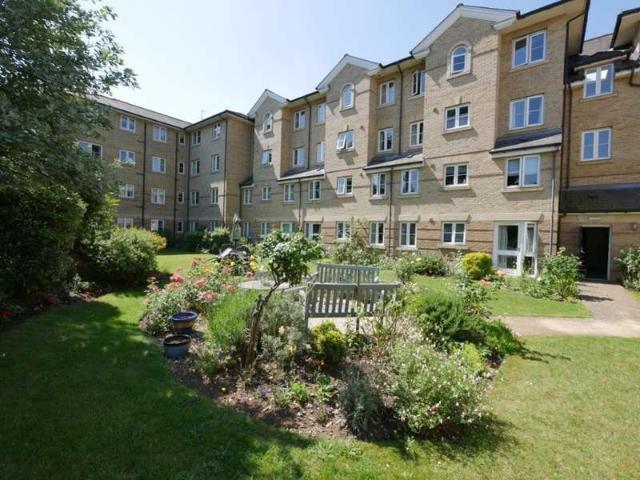 2 Bedroom Flat