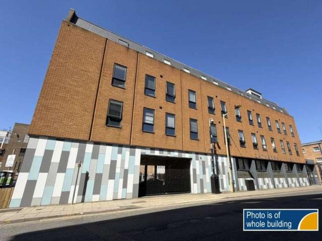 2 Bedroom Flat