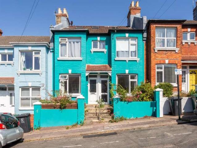 2 Bedroom Flat