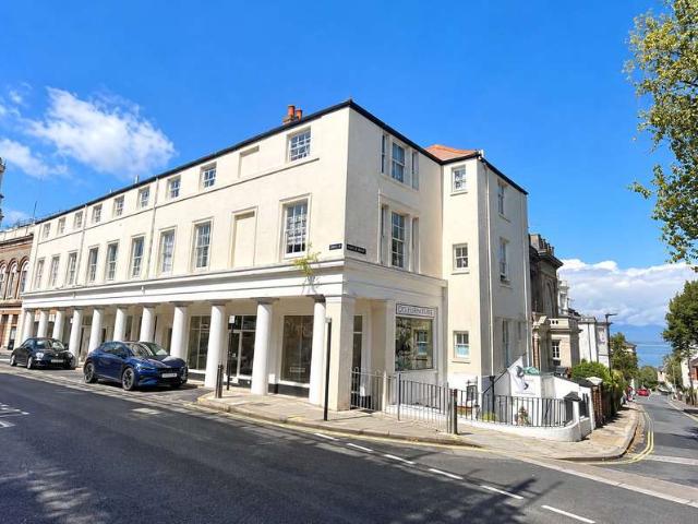 2 Bedroom Flat